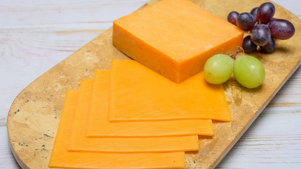 cheese and grapes ss1610208106